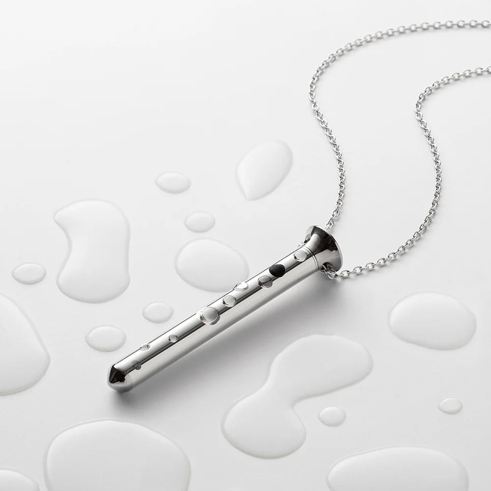 Silver cylindrical bar pendant necklace with chain